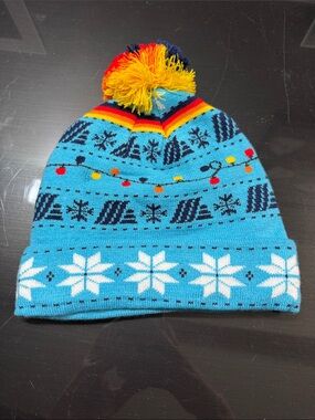 Aldi gear adult one size xmas lights Blue Snowflake Pom-Pom Beanie Hat